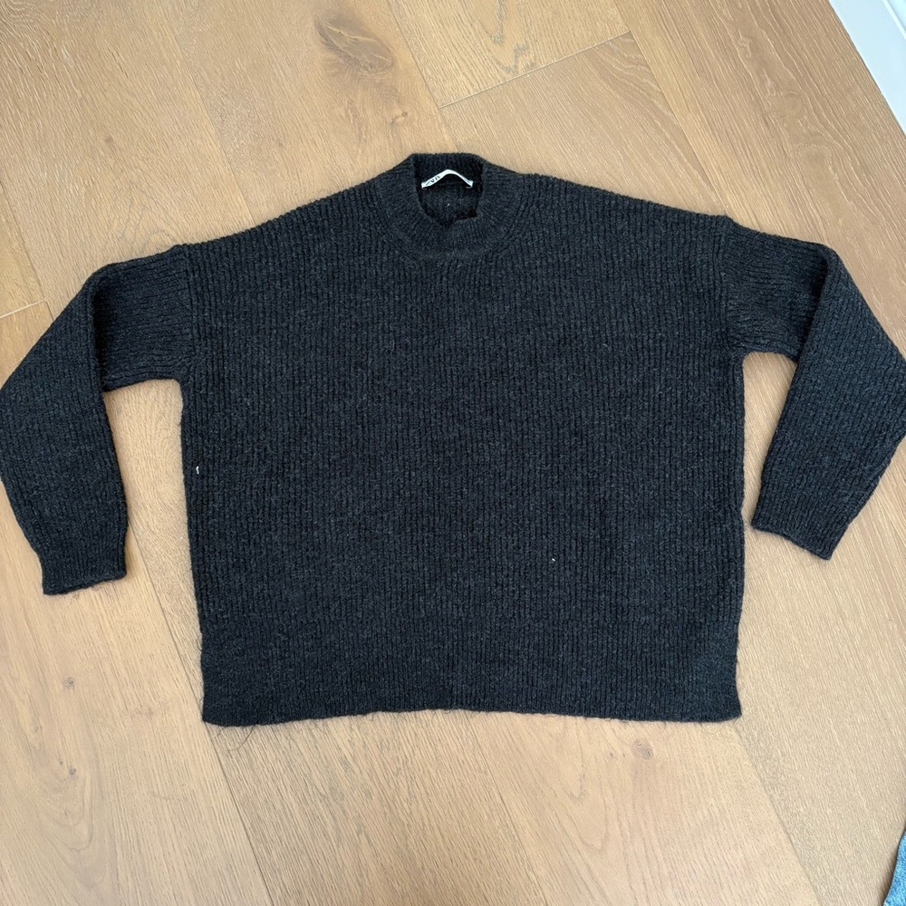 Zara grey knit Sweater
